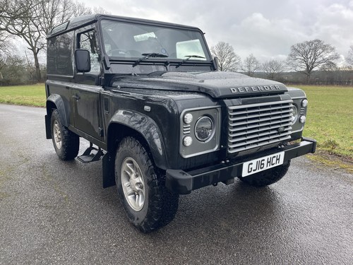 2016 Land Rover Defender L316 90