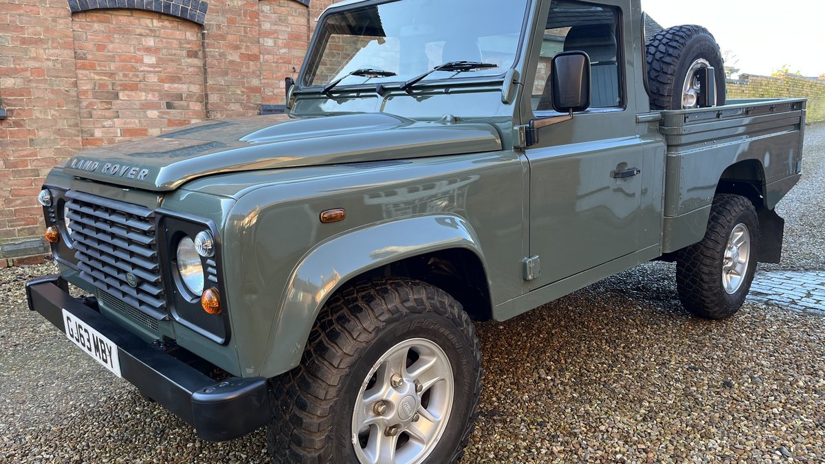 2013 Land Rover Defender Green Manual, 6 speed Right Hand Drive in ...