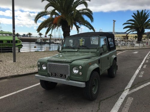 LAND ROVER Defender 90 2,5 td - 1990 Kaufen Bei