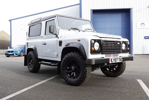 2007 Land Rover Defender L316 90
