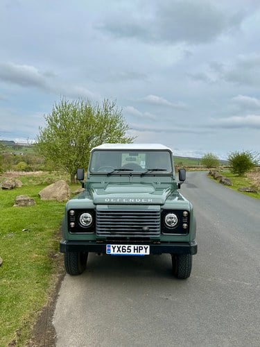 2015 Land Rover Defender L316 110