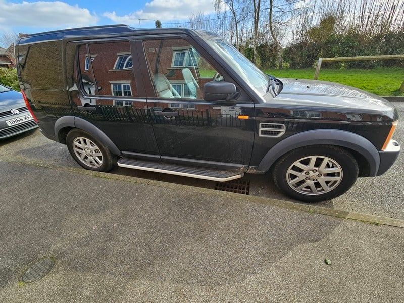 Rapid Classics: Eine Suche. Alle Oldtimer. 26 » Rapid Classics: Eine Suche. Alle Oldtimer. 2008 Land Rover Discovery Discovery 4