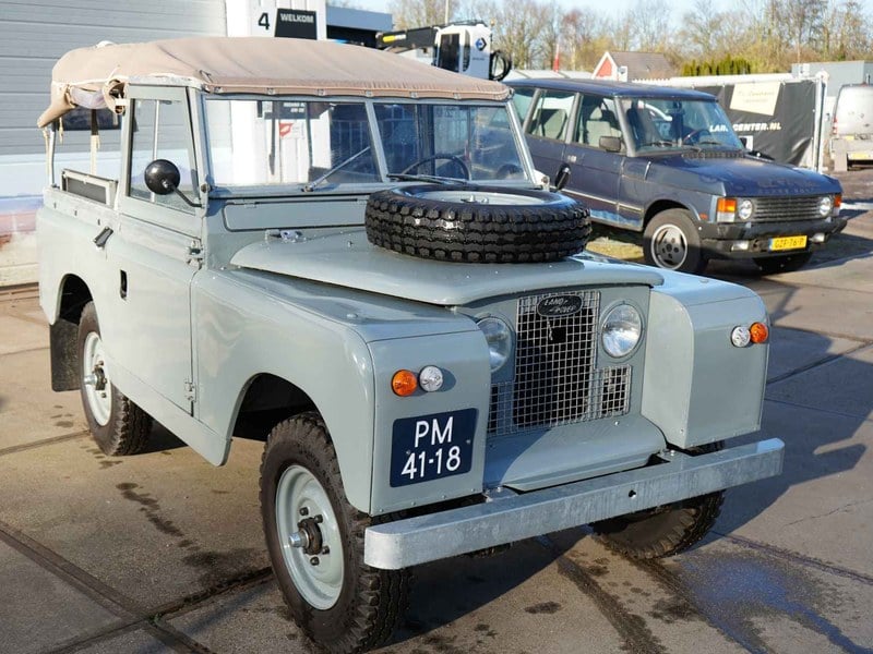 Rapid Classics: Eine Suche. Alle Oldtimer. 12 » Rapid Classics: Eine Suche. Alle Oldtimer. 1965 Land Rover Series 2a