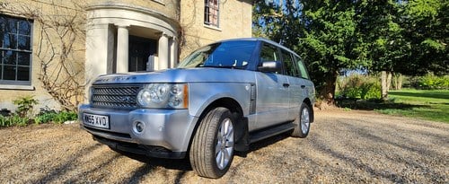 STUNNING LOW MILEAGE 4.2 SUPERCHARGED L322