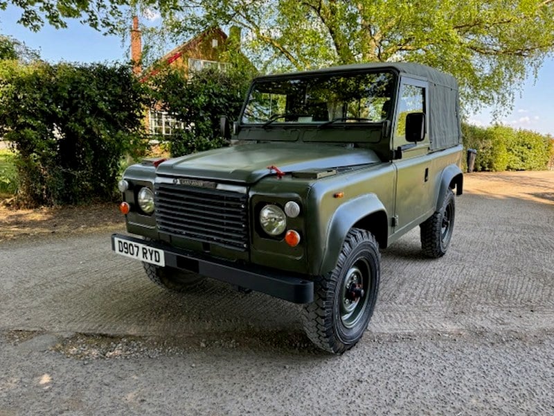 Rapid Classics: Eine Suche. Alle Oldtimer. 17 » Rapid Classics: Eine Suche. Alle Oldtimer. Land Rover®️ 90 *Ex-Military TDI & Power Steering*(RYD)