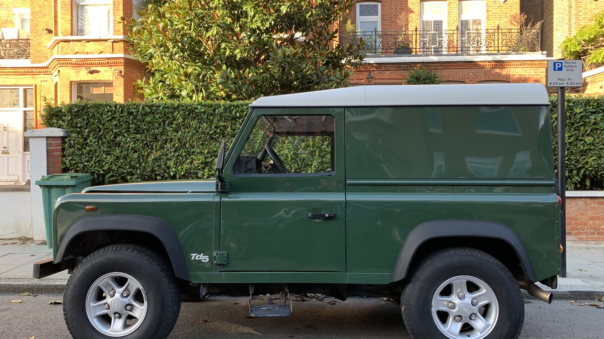 2002 Land Rover Defender Green Manual, 5 speed Left Hand Drive in ...
