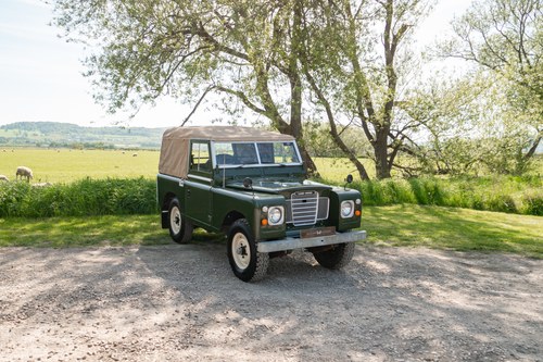 1976 Land Rover Series 3 88" Bronze Green Soft Top Galv Chassis VERKOCHT