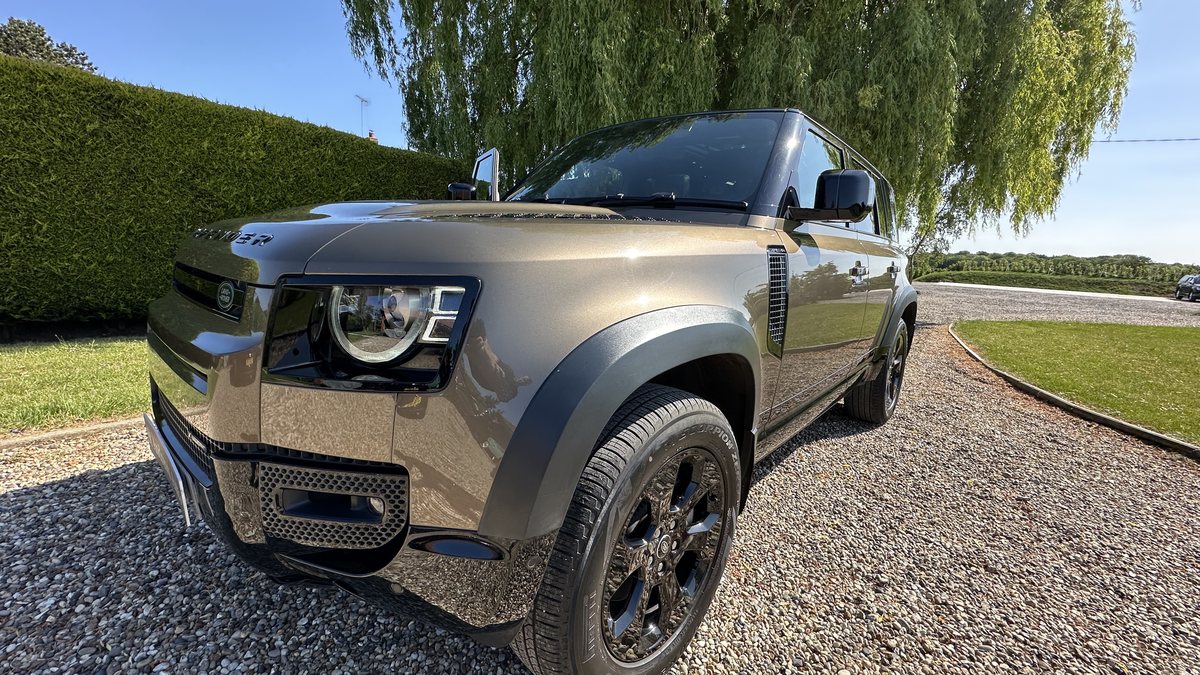 2022 Land Rover Defender Bronze Automatic, 7+ speed Right Hand Drive in ...
