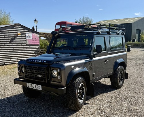 2016 Land Rover Defender L316 90