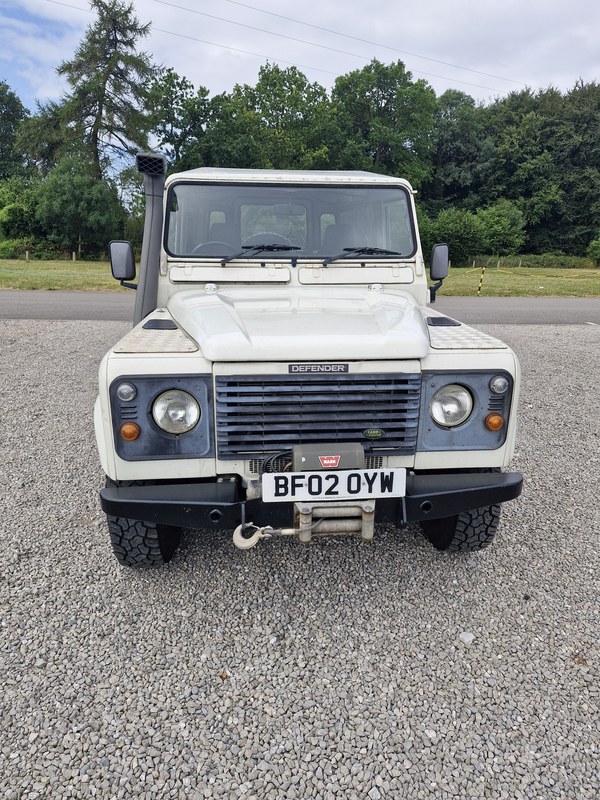 2002 Land Rover Defender White Manual, 5 speed Right Hand Drive in ...