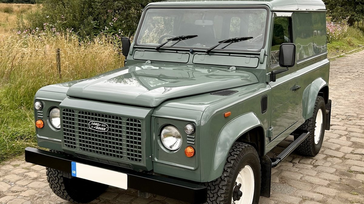1993 Land Rover Defender Groen Handgeschakeld, 5 versnellingen Rechts ...