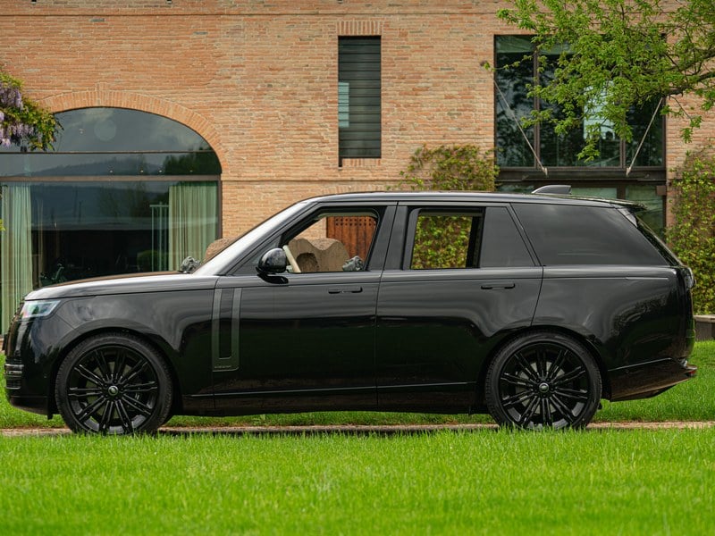 2024 LAND ROVER RANGE ROVER 4.4 V8 AUTOBIOGRAPHY