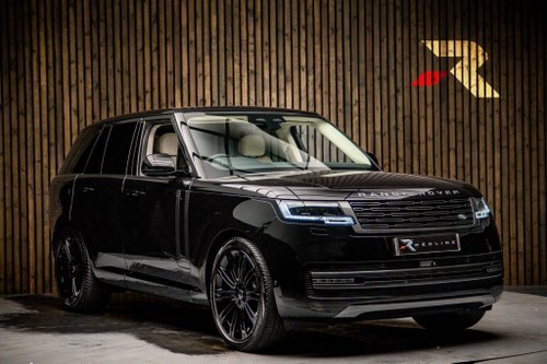 2023 Land Rover Range Rover 3.0 D300 MHEV SE Auto 4WD Euro 6 For Sale