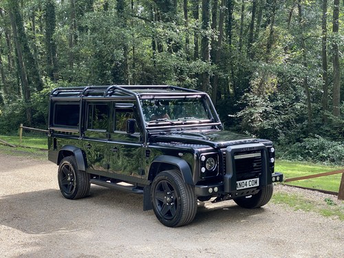 2015 Land Rover Defender 110 - 6.2l V8, 8 speed auto