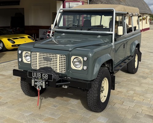 1984 Land Rover V8 Defender 110 "Reviver Design" SOLD