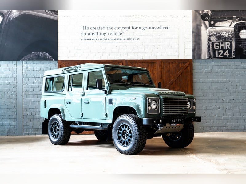 Land Rover Defender 110 STATION SE MODIFIED