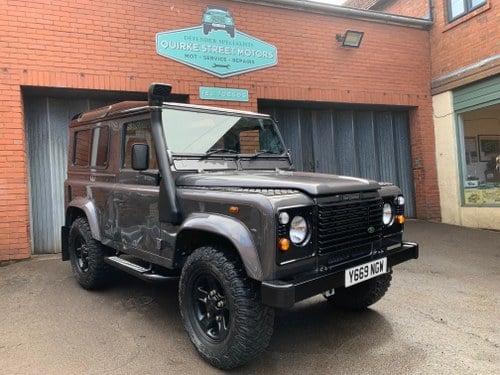 2001 Land Rover Defender L316 90