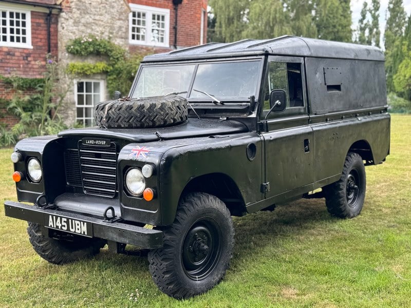 1983 Land Rover Series 3 109 FFR