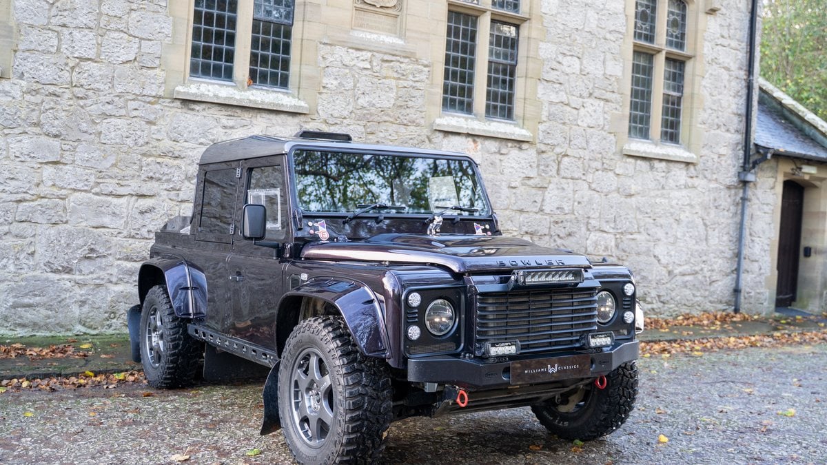 Purple Wing Rover 2017 Land Rover Defender Purple Automatic, 7+ speed Right Hand Drive in ...