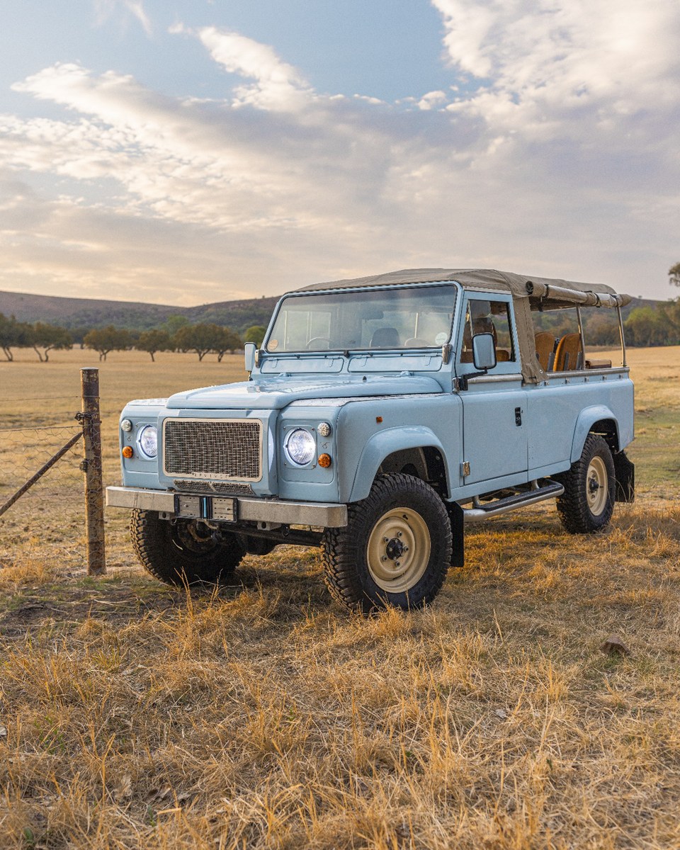 Land Rover Azul 1998 Land Rover Defender Azul Manual, 5 velocidades Volante à direita ...