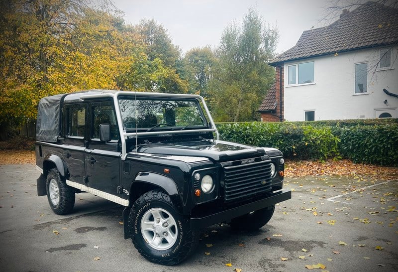 2002 Land Rover Defender Black Manual, 5 speed Right Hand Drive in ...