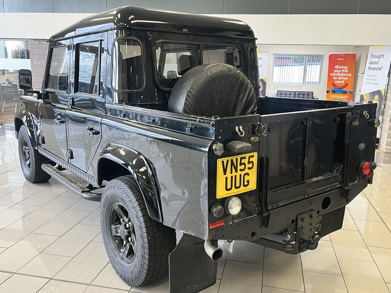 Land Rover 05 Defender 2005 Land Rover Defender Black Manual, 5 speed Right Hand Drive in ...