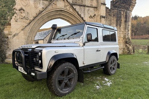 2005 Land Rover Defender 90 TD5 XS Station Wagon VENDU