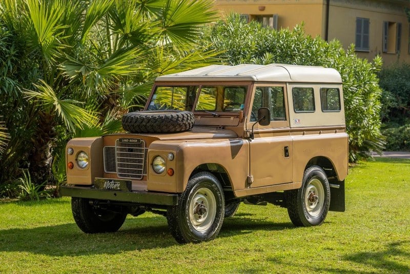 1975 Land Rover Series 3 - 1 1975 Land Rover Series 3 - 1