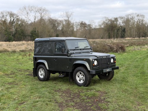 2005 Land Rover Defender L316 90