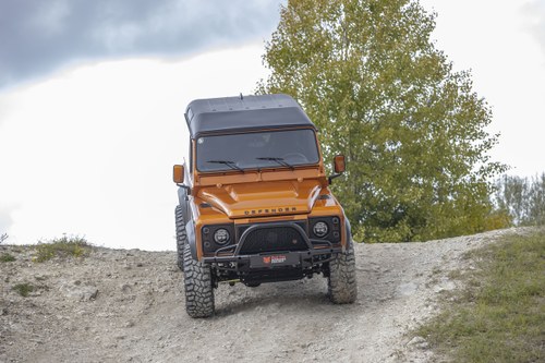 Land Rover Defender 90 RedFox