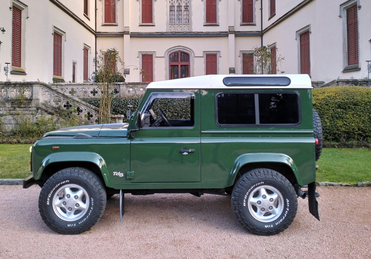 1999 Land Rover Defender Green Manual, 5 speed Left Hand Drive in ...