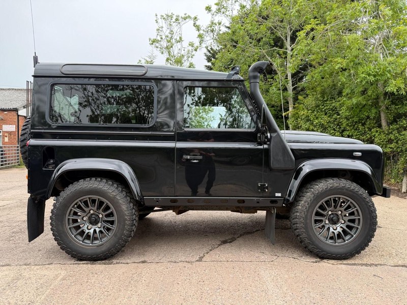 2014 Land Rover Defender - 2 2014 Land Rover Defender - 2