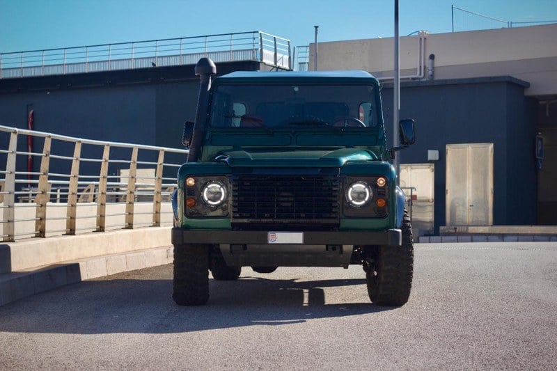 2004 Land Rover Defender - 2 2004 Land Rover Defender - 2