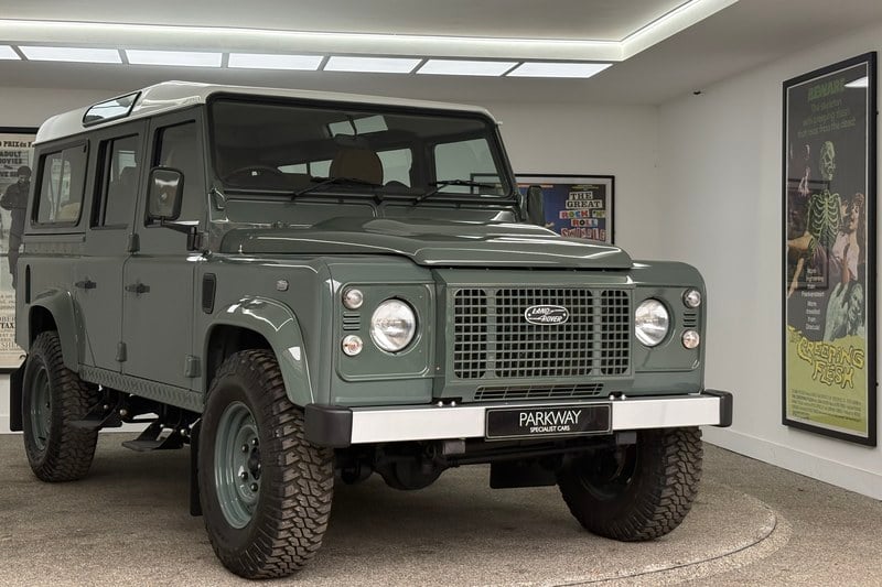 2016 Land Rover Defender - 2 2016 Land Rover Defender - 2