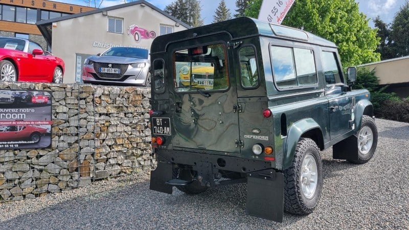 2011 Land Rover Defender - 2 2011 Land Rover Defender - 2