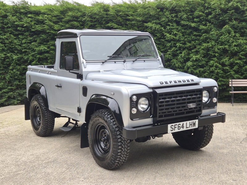 2015 Land Rover Defender - 1 2015 Land Rover Defender - 1