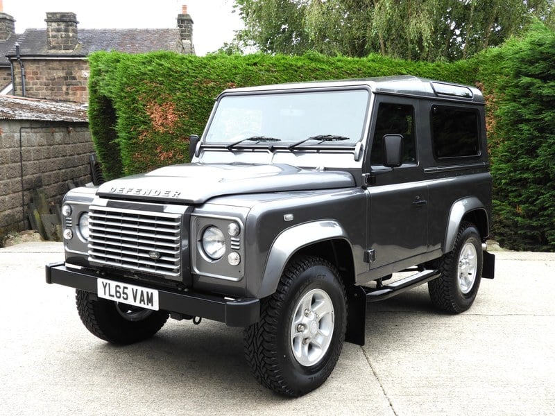 2016 Land Rover Defender - 2 2016 Land Rover Defender - 2