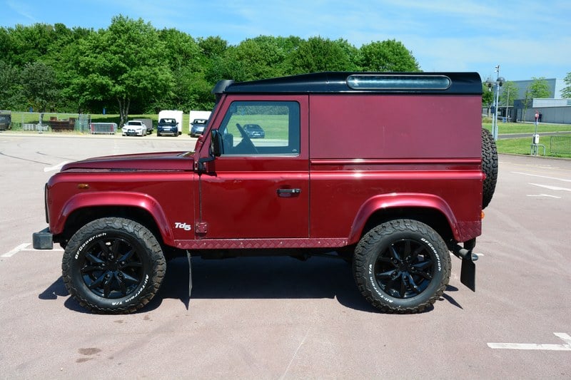 2002 Land Rover Defender - 1 2002 Land Rover Defender - 1