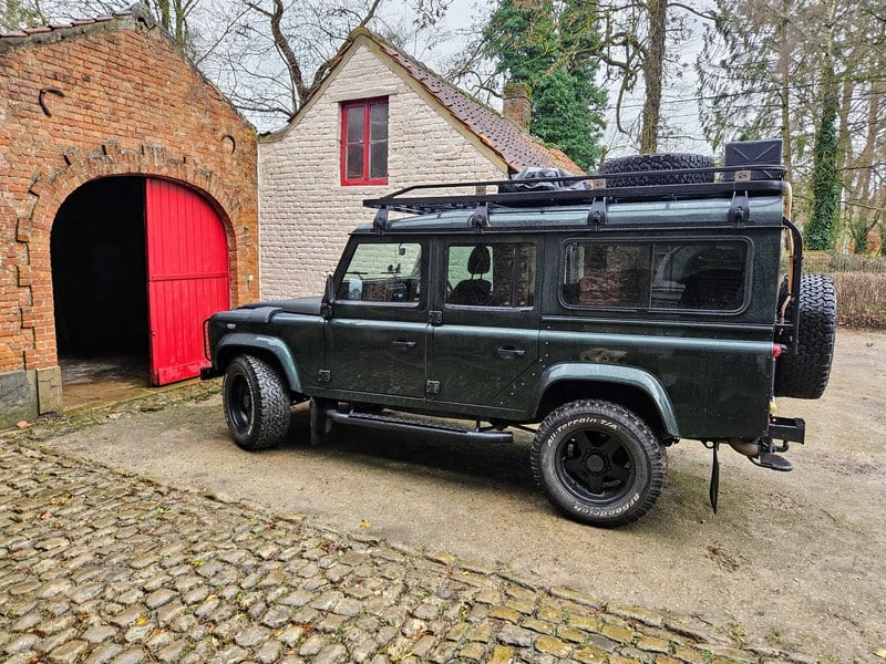 2004 Land Rover Defender - 2 2004 Land Rover Defender - 2