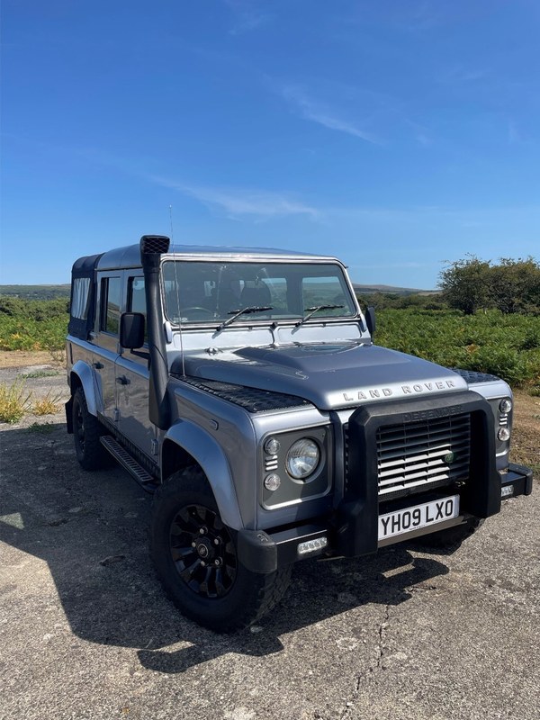 2009 Land Rover Defender - 1 2009 Land Rover Defender - 1
