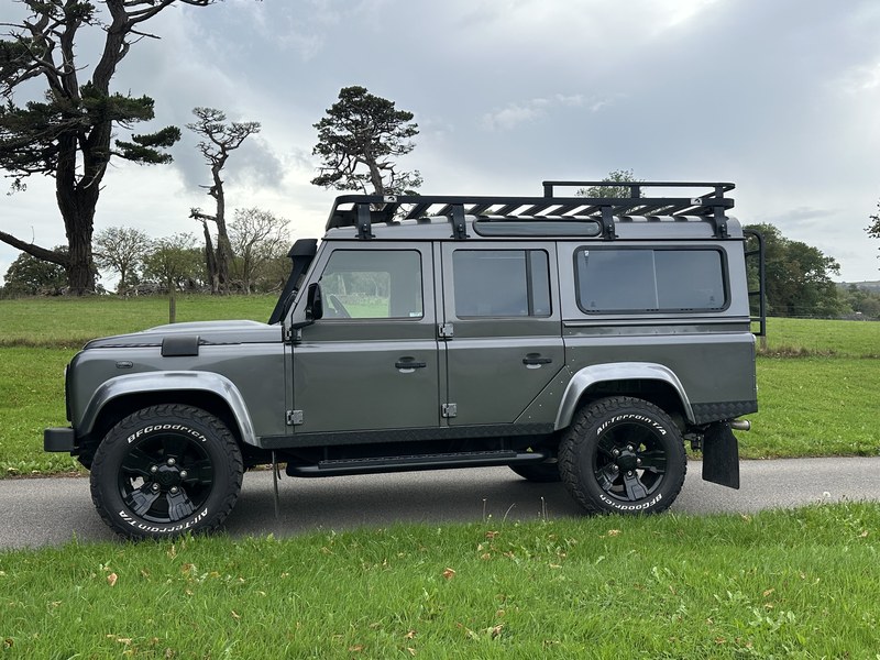 2014 Land Rover Defender - 2 2014 Land Rover Defender - 2
