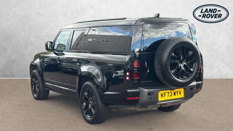 2023 Land Rover Defender - 2 2023 Land Rover Defender - 2