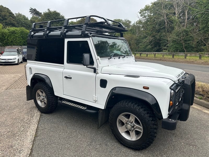 2013 Land Rover Defender - 1 2013 Land Rover Defender - 1