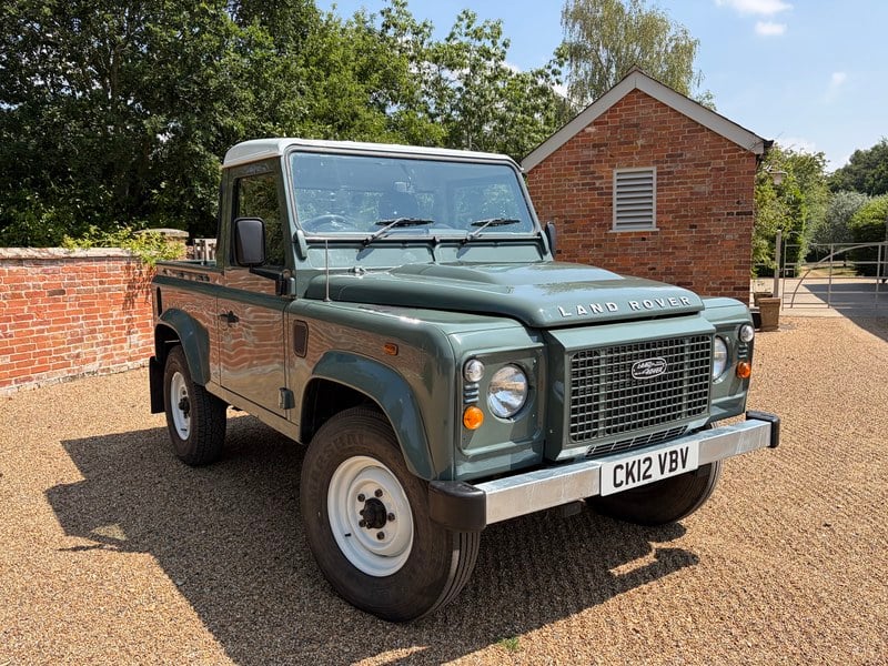 2012 Land Rover Defender - 1 2012 Land Rover Defender - 1