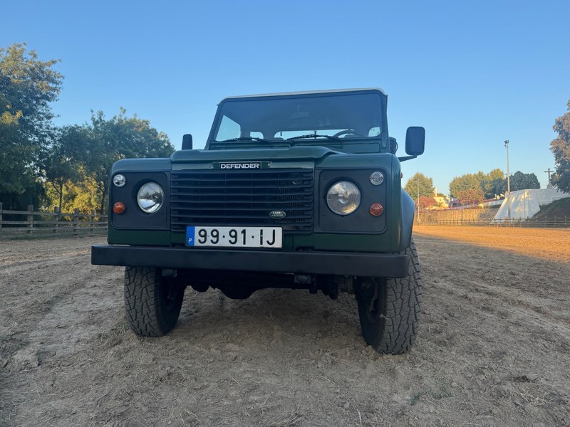 1997 Land Rover Defender - 2 1997 Land Rover Defender - 2