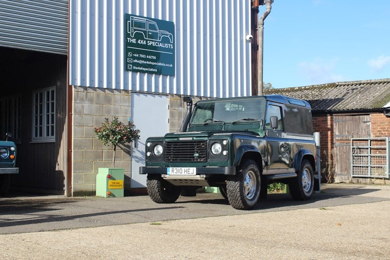 1997 Land Rover Defender - 1 1997 Land Rover Defender - 1