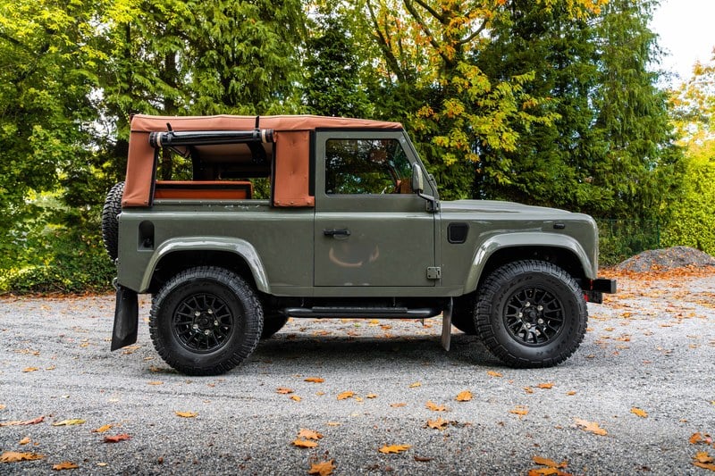 2008 Land Rover Defender - 2 2008 Land Rover Defender - 2