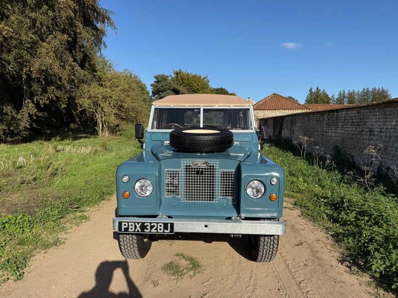 1971 Land Rover Series 1 - 2 1971 Land Rover Series 1 - 2
