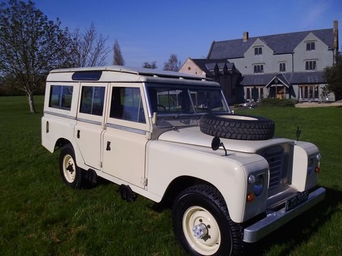 1978 V8 Land Rover safari 12 seater estate Tax exempt SOLD