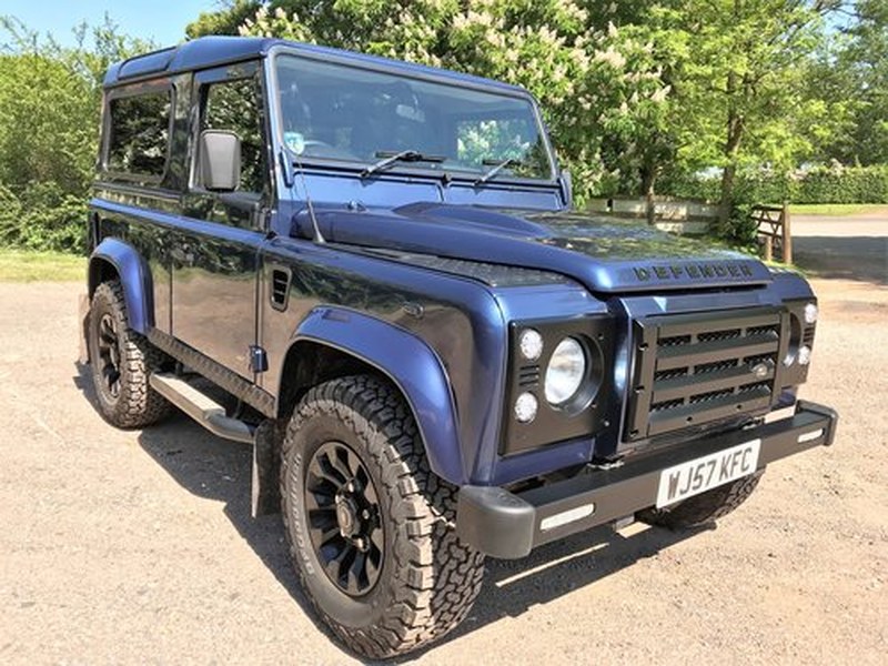 2007/57 Defender 90 TDCi XS station wagon with upgrades